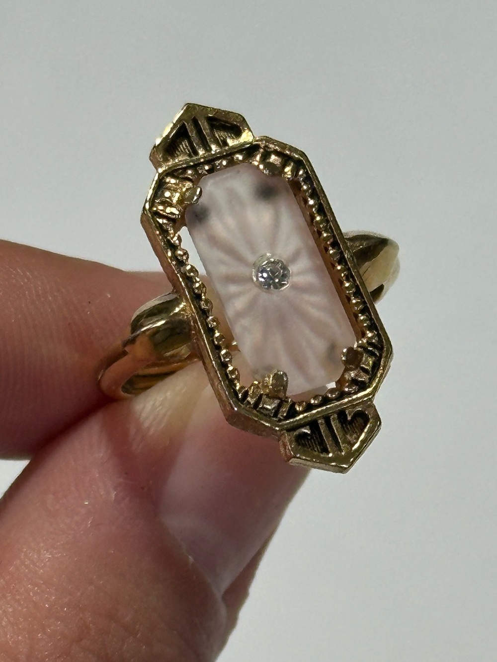Vintage Avon Pink Frost Lights Camphor Glass Ring Size 7 Victorian Style